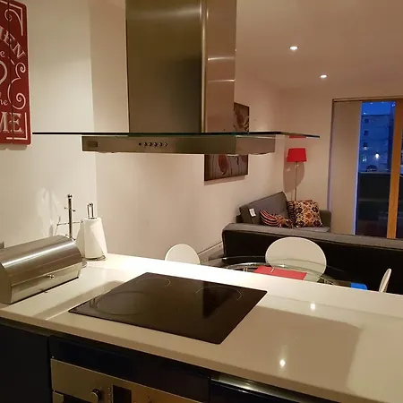 Lejlighed In The Heart Of The City With Parking Near Piccadilly Manchester