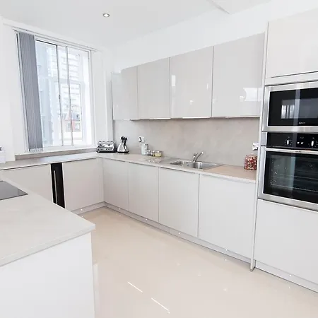 Casa Fresa - Oxford Place Apartment