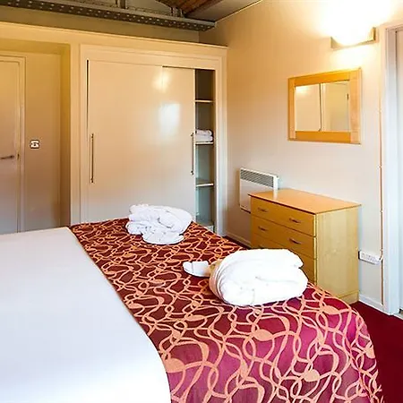 Aparthotel The Place 4*
