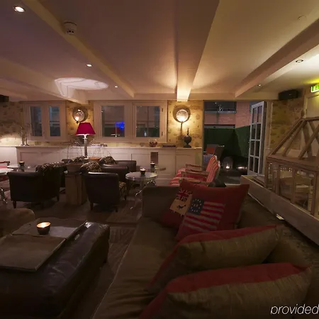 Great John Street Hotel