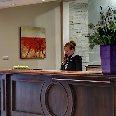 Best Western Plus Pinewood Manchester Airport-wilmslow 4* Wilmslow