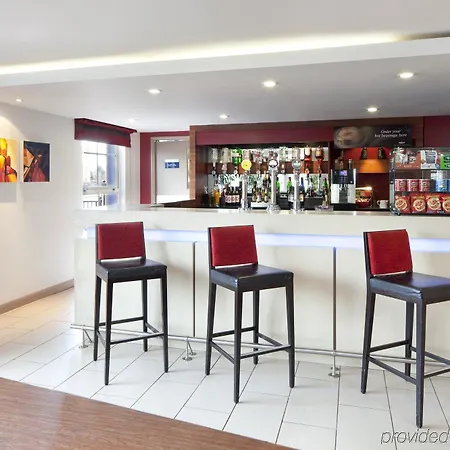 Hotel Express - Salford Quays By Ihg