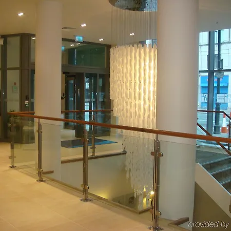 快捷曼切斯特市中心假日酒店 酒店 3*