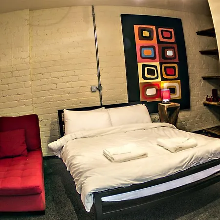 Hotel Victoria Warehouse