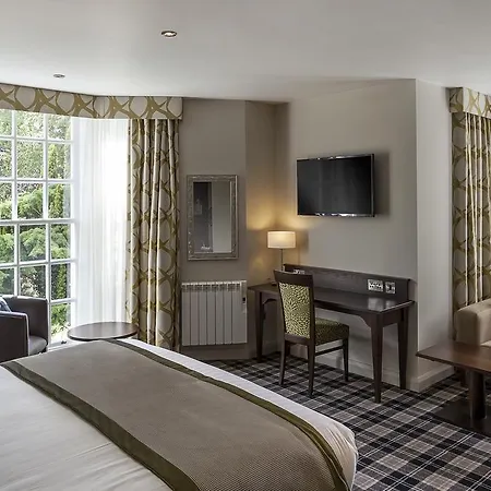 Best Western Plus Pinewood Manchester Airport-wilmslow Aparthotel 4*
