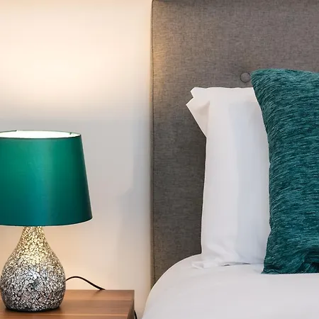 Bluestone - Riverside Apartment Manchester