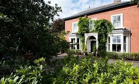 Eleven Didsbury Park 4*