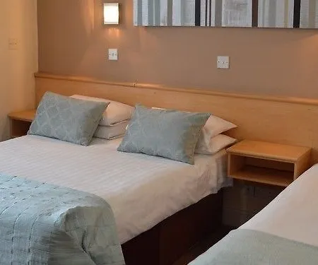 Hotell The Westlynne & 3*