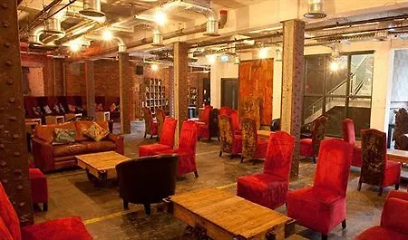 Victoria Warehouse Hotel