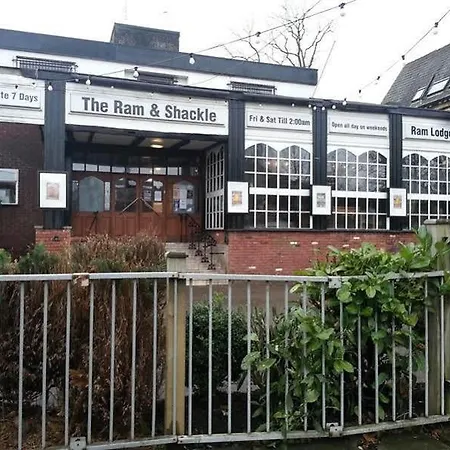 Otel The Rams 2*