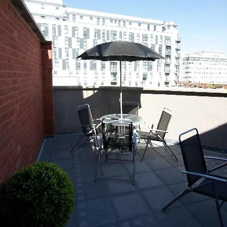Apartment Dreamhouse Manchester West