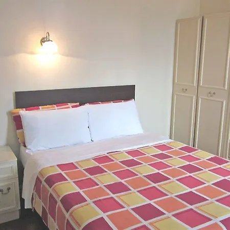 Hotel Lansdowne 2*