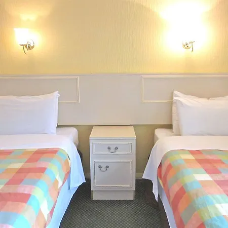 Lansdowne 2* Manchester