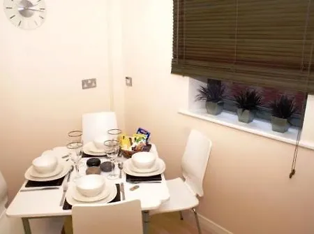 Dreamhouse Centre * Manchester