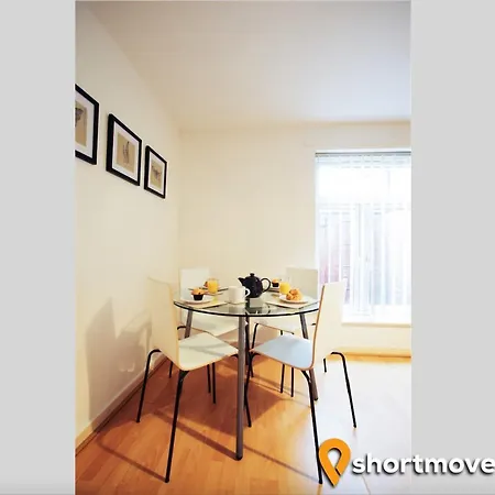 Shortmove | Christie House | Withington Апартаменты *