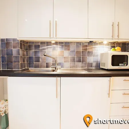 Shortmove | Christie House | Withington Апартаменты *
