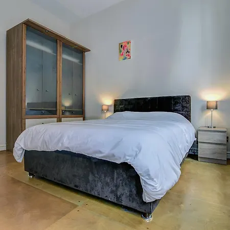 Lägenhet Bright, Spacious 2br Central Flat For 4 *