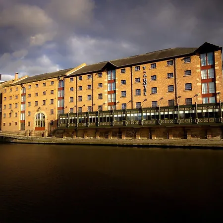 Marriott Victoria &