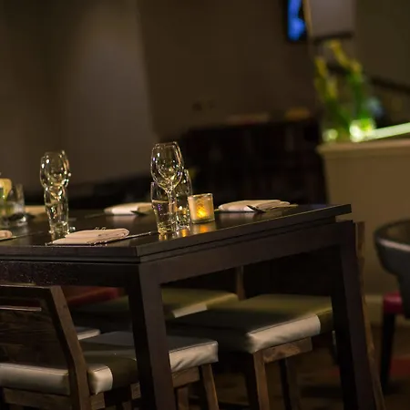 Ξενοδοχείο Treehouse 4*