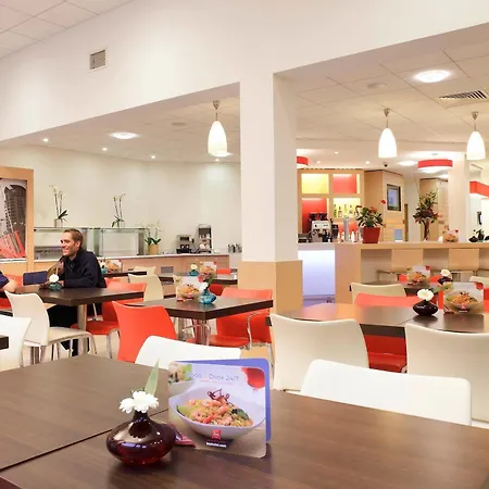 Ibis Centre 96 Portland Street