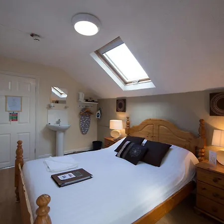 آيفي ماونت بوتيك 3*