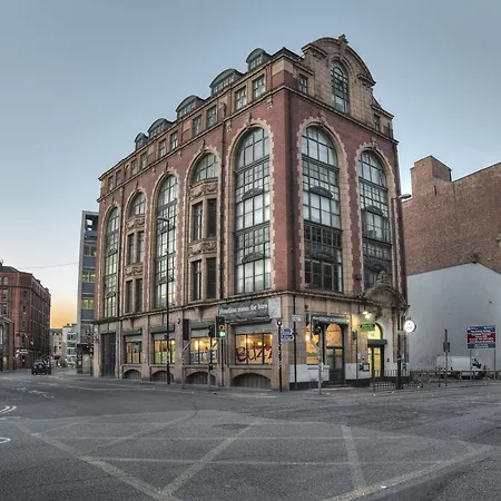 Hatters * Μάντσεστερ