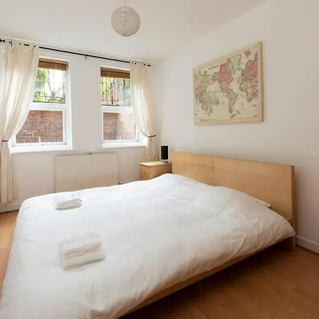 Cosy 1br Flat In Heart Of Fallowfield Апартаменты *