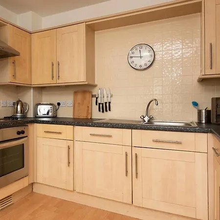 Cosy 1br Flat In Heart Of Fallowfield Апартаменты