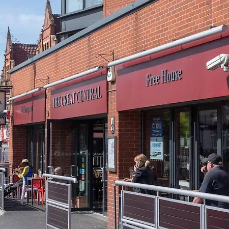 Апартаменты Cosy 1br Flat In Heart Of Fallowfield *