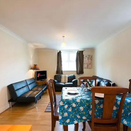 Long Reduced Rates 3p Appartement Manchester