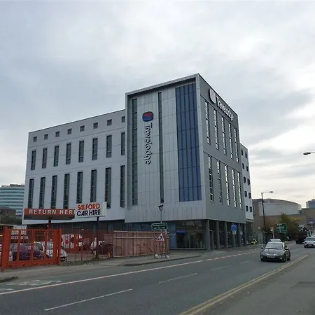 Travelodge Arena 3* Manchester