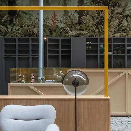 Whitworth Locke 4* Manchester