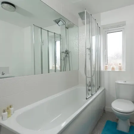 Superb Mancity Stadium By Guestready Apartment