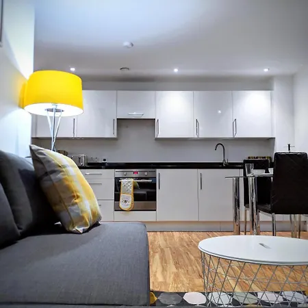 Lovely Apartments, Well Located By Vere Stays Апартаменты