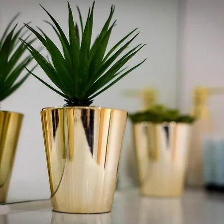 Апартаменты Lovely Apartments, Well Located By Vere Stays *