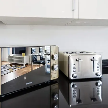 Апартаменты Lovely Apartments, Well Located By Vere Stays *