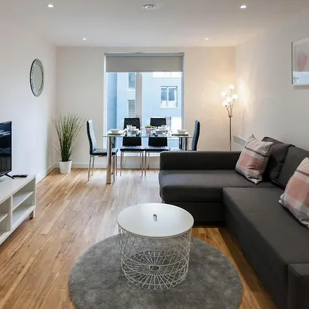 Апартаменты Lovely Apartments, Well Located By Vere Stays *