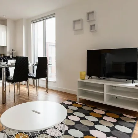 Lovely Apartments, Well Located By Vere Stays Апартаменты