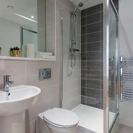 Апартаменты Lovely Apartments, Well Located By Vere Stays Манчестер