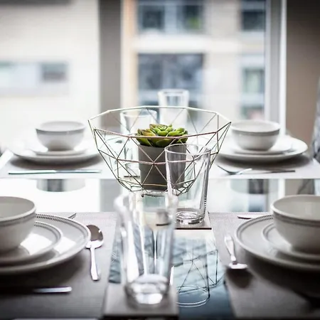 Lovely Apartments, Well Located By Vere Stays Апартаменты