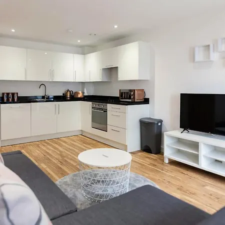 Апартаменты Lovely Apartments, Well Located By Vere Stays