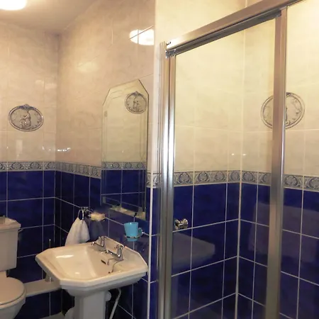 The Old Station House 3* Swinton (Greater Manchester)