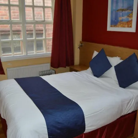 Hotel Ville Hotel 3*