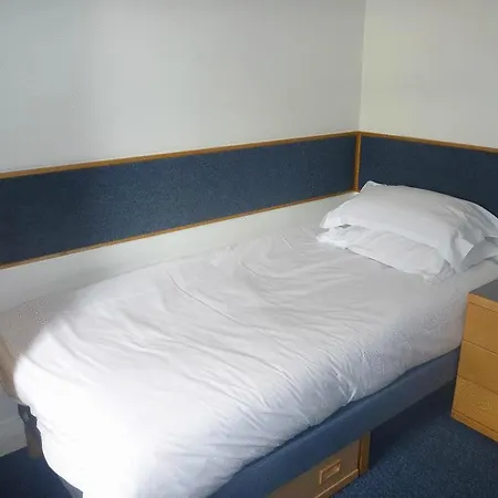 Weston Hall - Halls Of Hotel Manchester