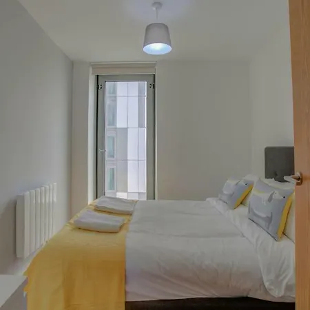 X1 Media City's Hottest For 6 * Manchester