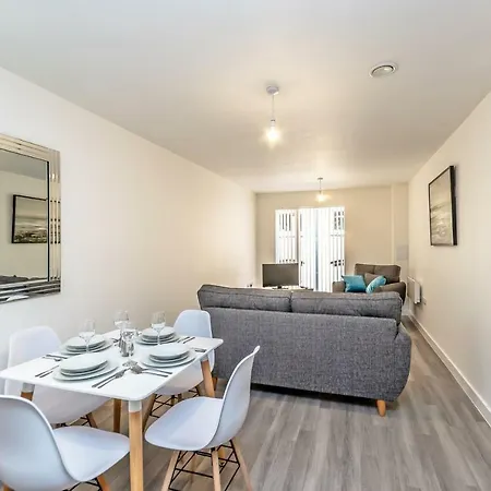 公寓 Halo House By Guestz *