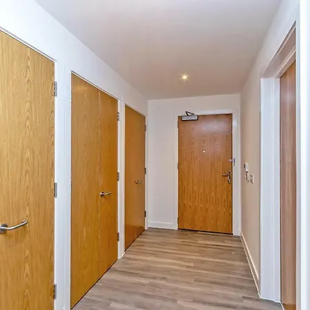 Halo House By Guestz Manchester