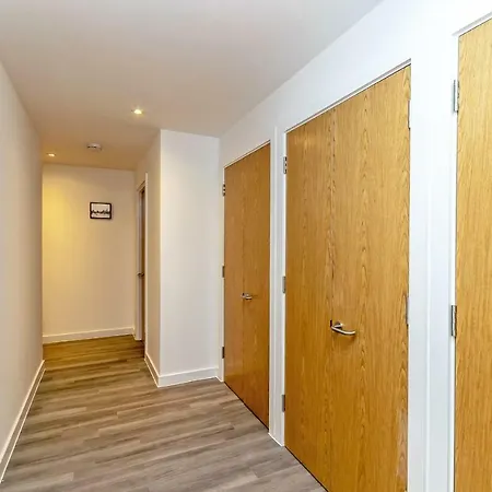 Halo House By Guestz Manchester