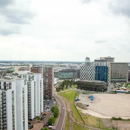Media City Gem - Free Parking
