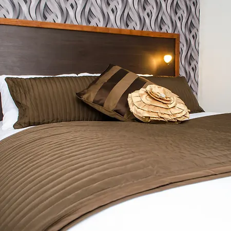Hotell Imperial Salford 3*